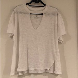 White oversized t shirt